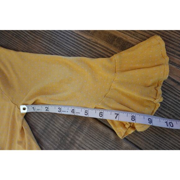 Urban Outfitters Shirt Womens Small Ruched Ruffle Bell Sleeve Polka Dot Crop Top - Picture 6 of 7